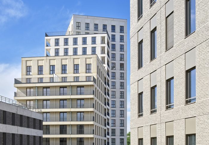 Au centre, le jardin – Logements